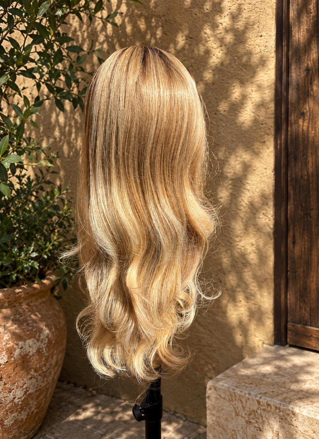 The Isabella Blonde
