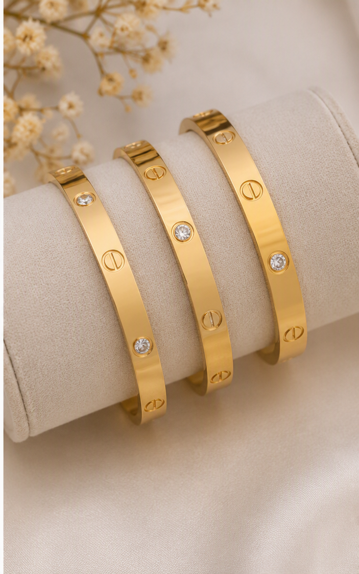 The Aurelia Stack – Tarnish-Free 3-Piece Bangle Set